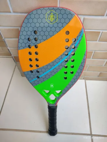 Raquete Beach Tennis Bee Sport Move 3K - Ótimo Estado!