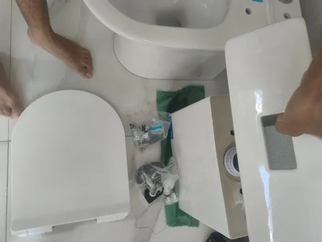 Vaso sanitário Docol lift com caixa acoplada