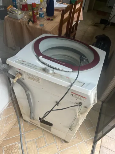 Vendo máquina de lavar usada 