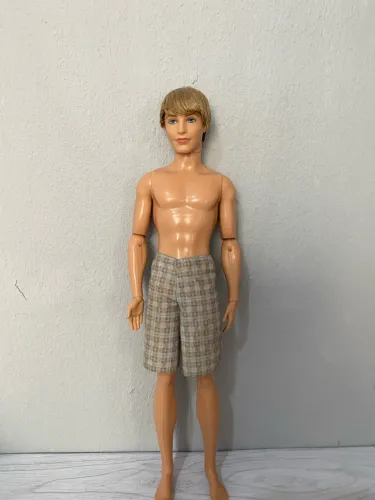 Boneco ken articulado
