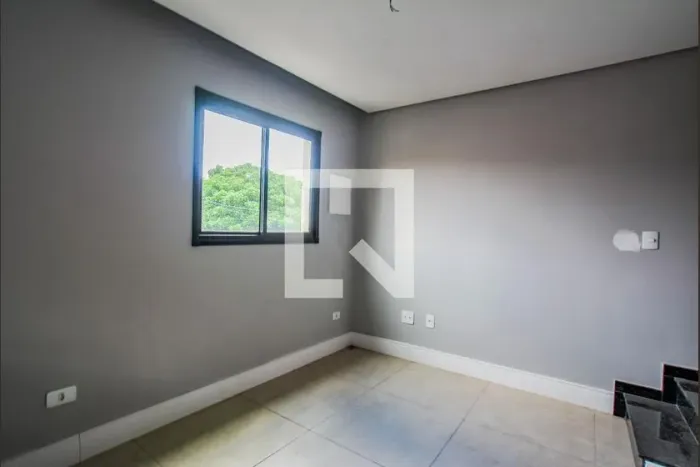 Casa à Venda - Vila Assunção, 2 Quartos, 76 m2