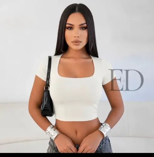 Roupa feminino