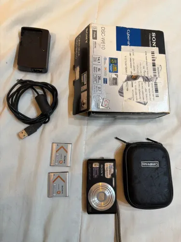 cyber-shot DSC-W610
