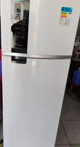 Geladeira Brastemp Gelo Seco 400L Frostfree