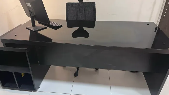 Vendo mesa de escritório