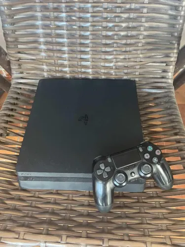 PlayStation 4 1tb