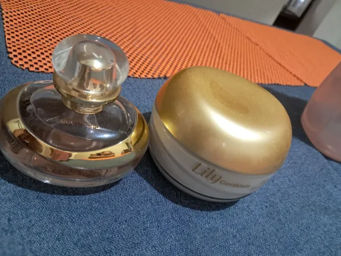 Kit perfume e creme Lily gardênia