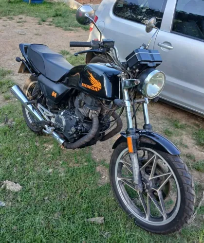 CB 400 Tucunaré