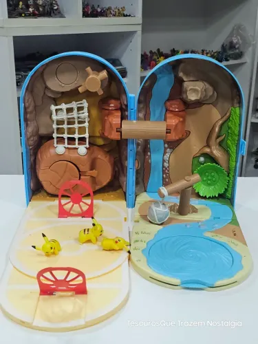 Pokemon - Playset Mochila Batalha Do Deserto - Sunny