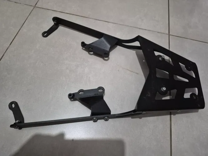 Suporte para bau CB500X
