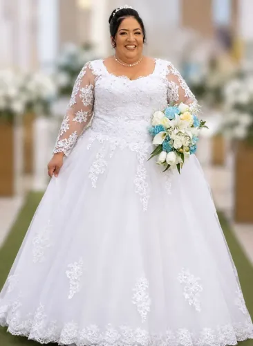 Vestido de noiva plus dizer, em perfeito estado.