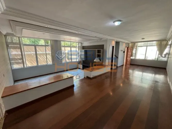 Sobrado a venda e locação com 3 suites, 6 vagas - Vila Floresta, Santo André