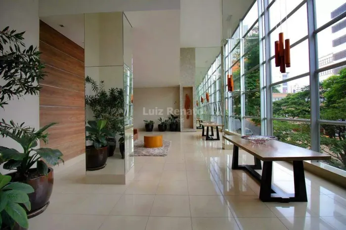 Apartamento à venda no bairro Lourdes