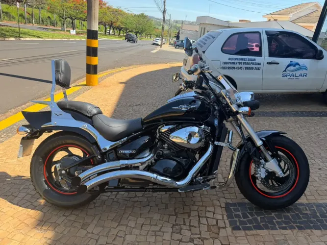 Suzuki Boulevard M800 2008