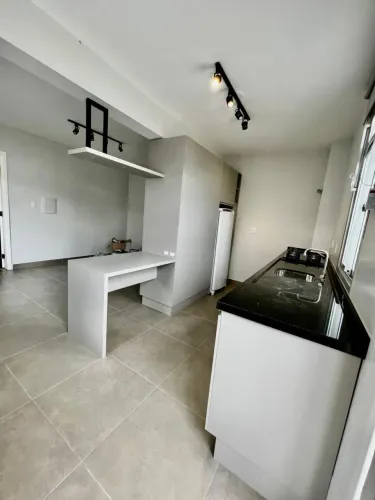 STUDIO  PARA LOCAÇÃO REGIÃO TRINDADE - UFSC