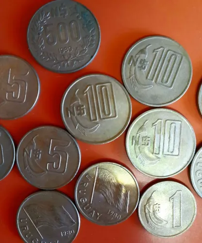 Moedas  antigas, lote ou unidade 