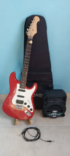 Kit Guitarra Stratocaster, caixa, capa e cabo P10