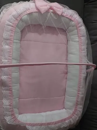 Ninho redutor rosa para bebê