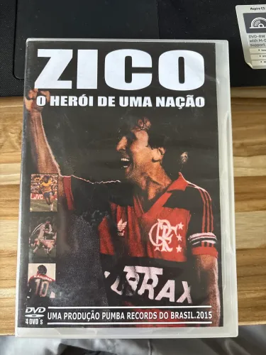 DVD assinado pelo Zico