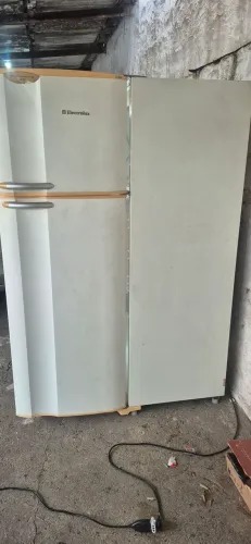 Geladeira para tirar pecas