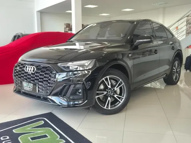 Audi Q5 SB P Black. 2.0 TFSIe S.tr. QT (hib.) 2022