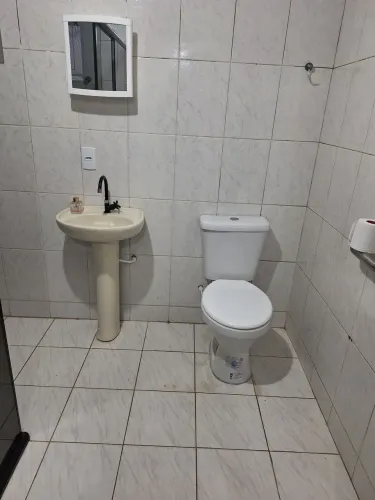 Alugo casa mista direrto com o proprietário tel * WhatsApp, *3 w