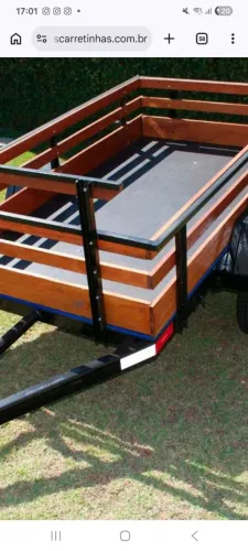 Vendo carrocinha seminova barato, por motivo de viagem
