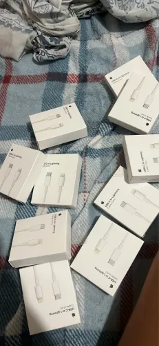 Cabo de iPhone original 20$