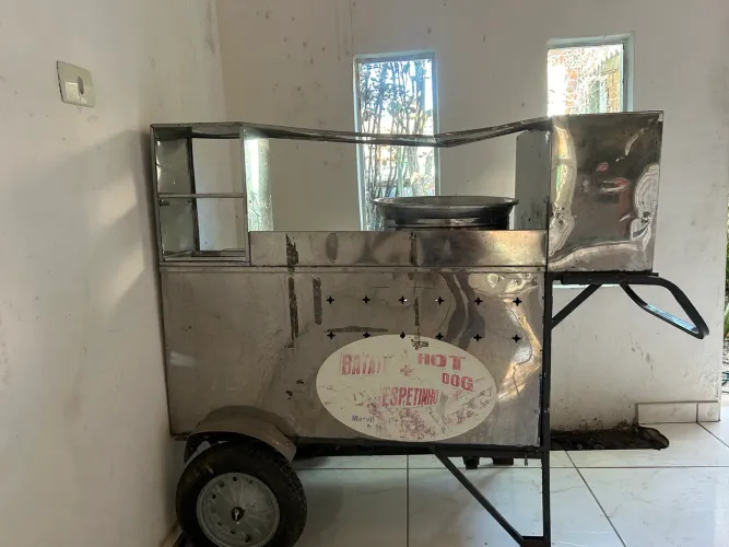 Carroça de cachorro quente