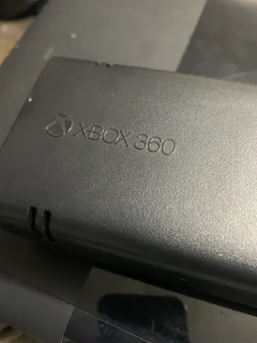 Xbox 360 slim todo original com mas de 30 jogos aceito propostas ou rolo  
