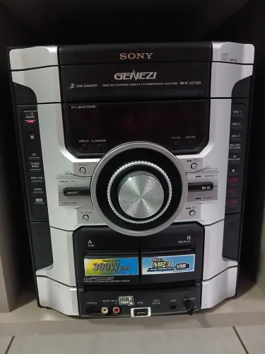 VENDE-SE SOM SONY GENEZI "USADO"