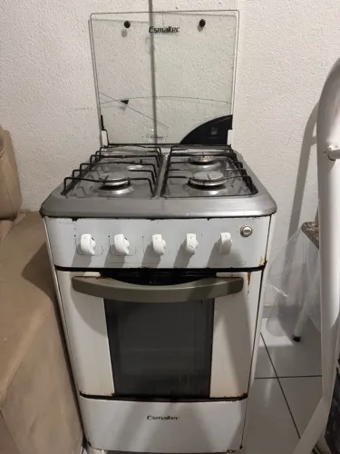 Fogão smaltec 4 bocas com defeito em duas