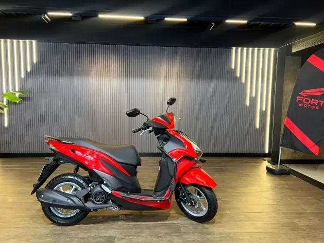 Yamaha Fluo 125 Connected (híbrido) 2026