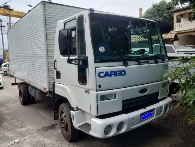 FORD CARGO 712 ANO 2012