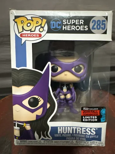 Funko Pop Huntress 285 - DC Liga da Justiça ( detalhes na caixa)