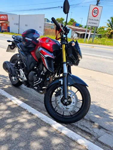 ? Yamaha Fazer FZ25 250 2024 | 8.894 km | R$ 21.50028083445