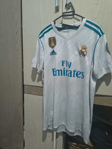 CAMISA REAL MADRID 2017/18 - CRISTIANO RONALDO #7 | TAMANHO M (VESTE G)