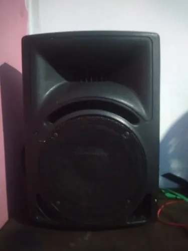 Caixa de Som Águia800w Prado Som. Tudo funcionando perfeitamente! Sem defeito.