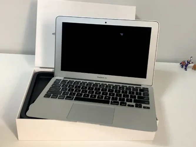 macbook air 11 2013