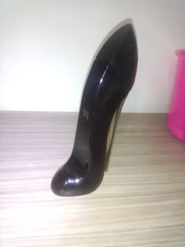 Perfume ORIGINAL Good Girl Carolina Herrera usado pouquíssimas vezes