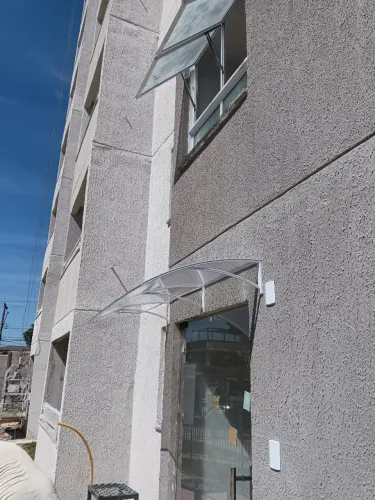Instalação de toldo policarbonato