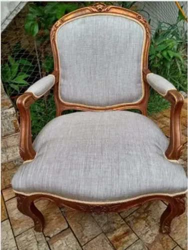 Poltrona Madeira Maciça Luiz xv