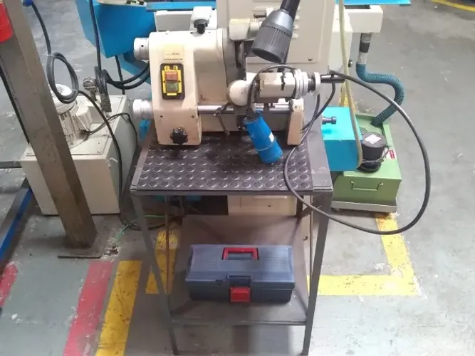 Máquina Afiadora Industrial