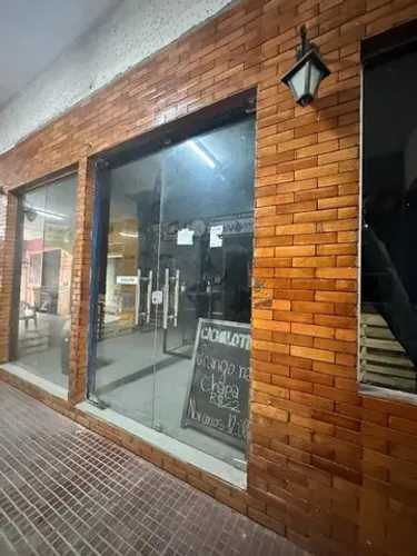 Ponto Comercial, na Pres. Vargas.