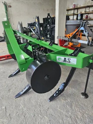 Subsolador 5 hastes para trator 