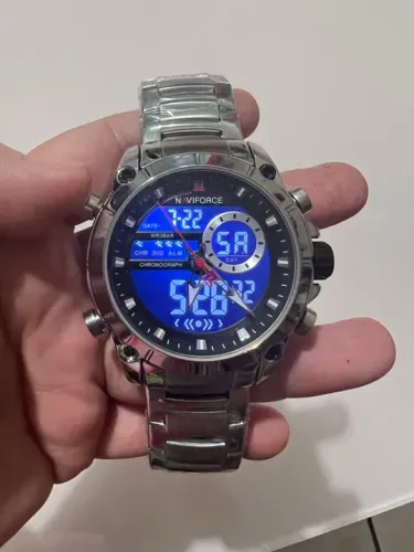 Relógio Naviforce Masculino de Aço Inoxidável