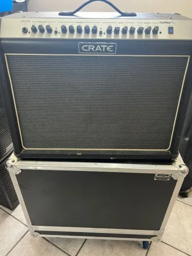 Amplificador guitarra Crate (usado) com case - LER ANUNCIO