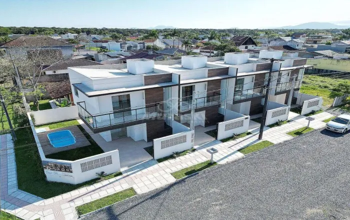 Sobrado MOBILIADO,  Bairro Nereidas, Guaratuba PR , programe-se  para temporada 2026/2027