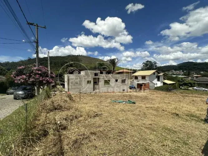 Imóvel para venda com 350 metros quadrados em Vargem Grande - Teresópolis - RJ