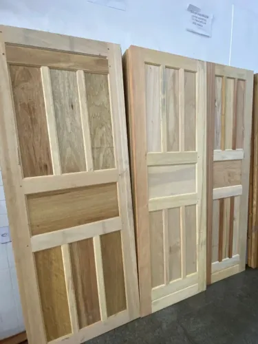 PORTA MADEIRA MACIÇA MISTA ALMOFADA 60CM 70CM 80CM